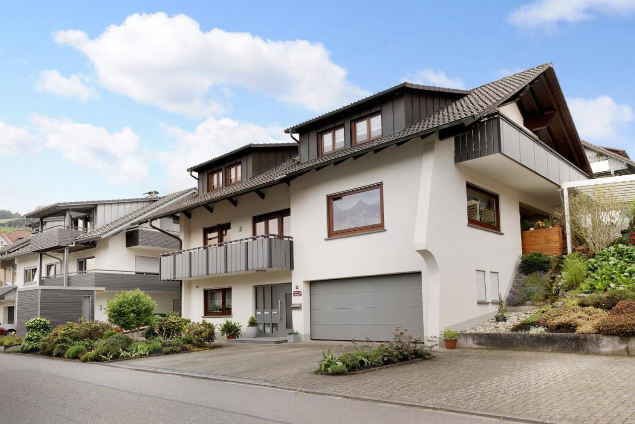 Gieringer Apartment Oberharmersbach Bagian luar foto