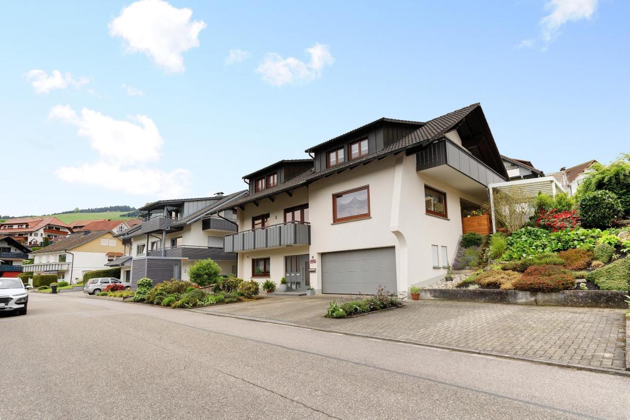 Gieringer Apartment Oberharmersbach Bagian luar foto